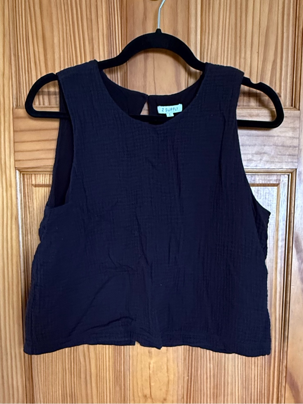 Z Supply Black Sleeveless Cropped Tank, Size Large